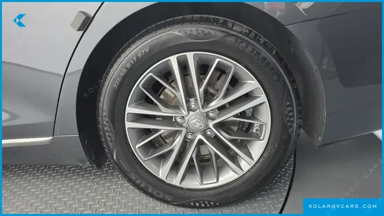 HYUNDAI GRANDEUR 2.4 PREMIUM