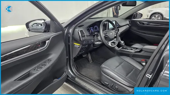HYUNDAI GRANDEUR 2.4 PREMIUM