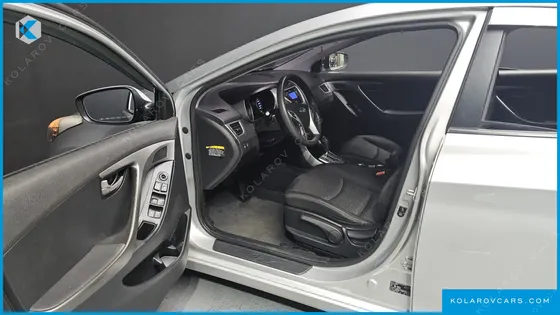 HYUNDAI ELANTRA (AVANTE) M16 GDI DELUXE