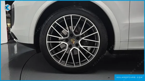 PORSCHE CAYENNE 3.0