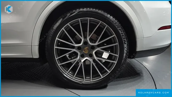 PORSCHE CAYENNE 3.0