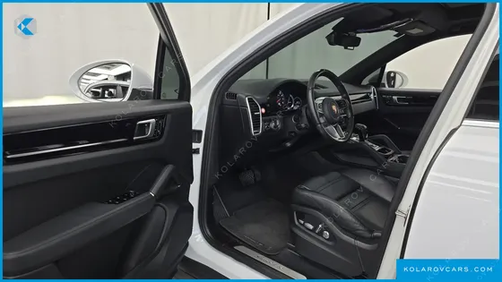 PORSCHE CAYENNE 3.0