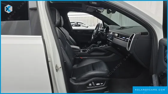 PORSCHE CAYENNE 3.0
