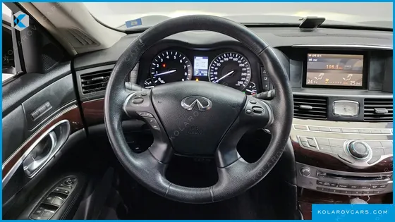 INFINITY M PREMIUM