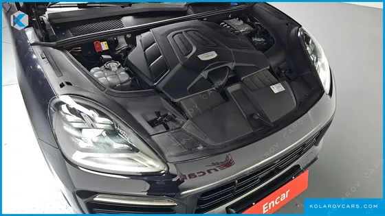 PORSCHE CAYENNE 3.0 COUPE