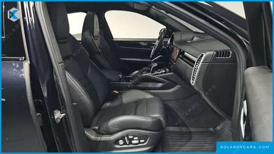 PORSCHE CAYENNE 3.0 COUPE