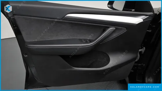 TESLA MODEL Y RWD