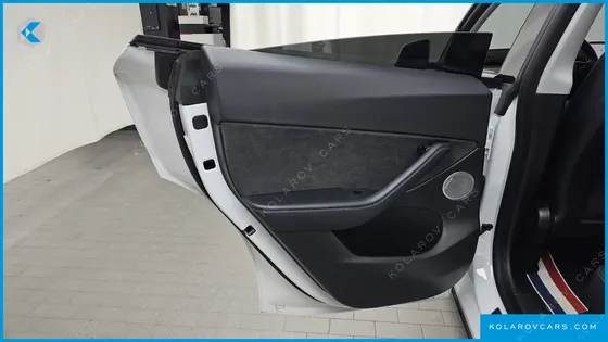 TESLA MODEL Y LONG RANGE AWD