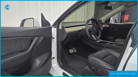 TESLA MODEL Y LONG RANGE AWD