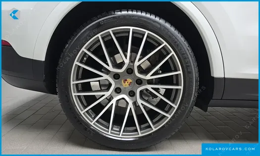 PORSCHE CAYENNE 3.0