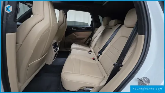 PORSCHE CAYENNE 3.0