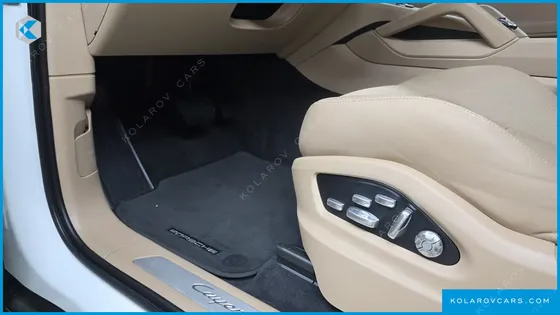 PORSCHE CAYENNE 3.0