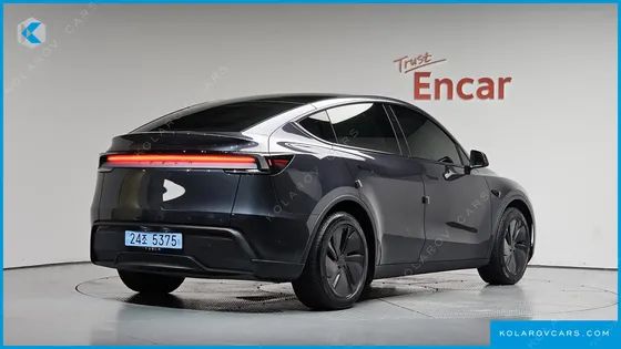 TESLA MODEL Y RWD