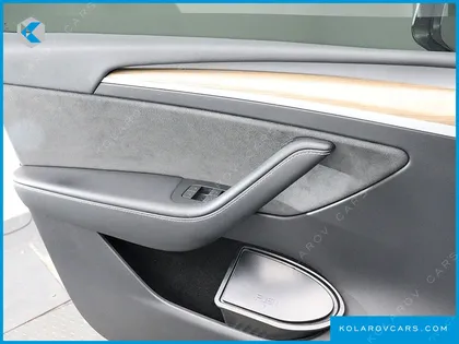 TESLA MODEL Y RWD