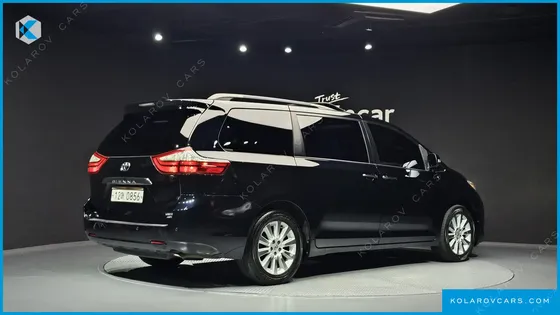 TOYOTA SIENNA 3.5 AWD
