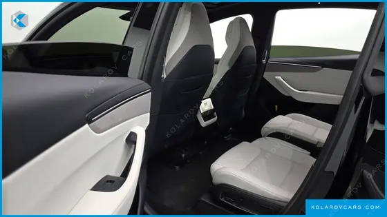 TESLA MODEL Y L LONG RANGE AWD