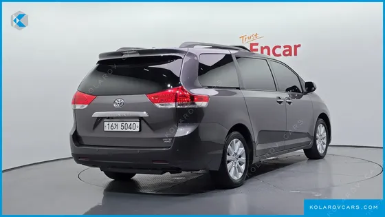 TOYOTA SIENNA 3.5 AWD