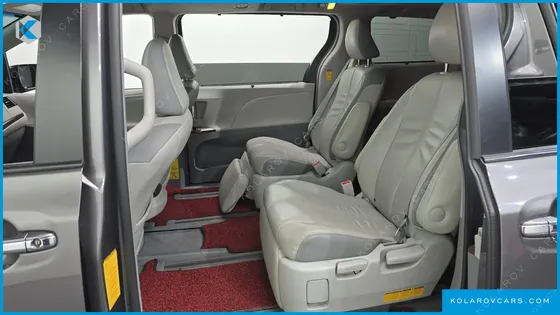 TOYOTA SIENNA 3.5 AWD