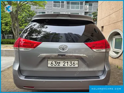 TOYOTA SIENNA 3.5