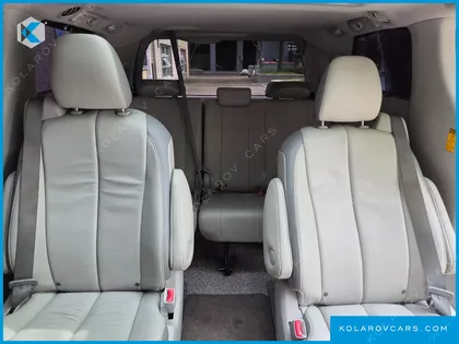 TOYOTA SIENNA 3.5