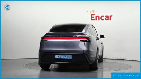 TESLA MODEL Y RWD