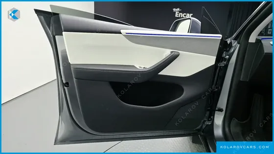 TESLA MODEL Y RWD