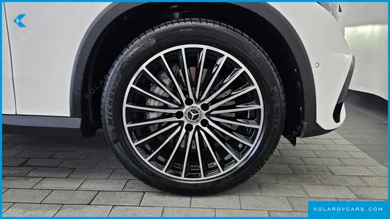 MERCEDES GLC-CLASS GLC300 4MATIC AMG LINE