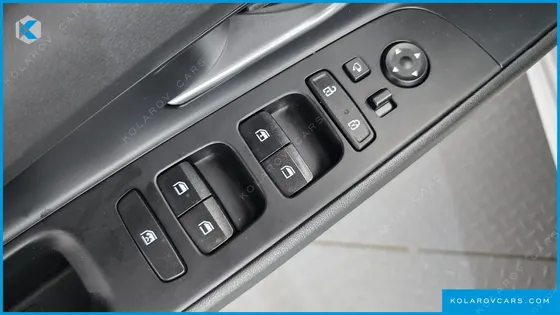 HYUNDAI ELANTRA (AVANTE) 1.6 LPI (RENTAL CAR)