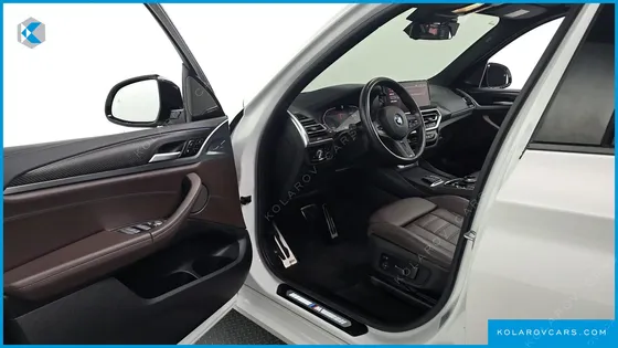 BMW IX3 M SPORTS