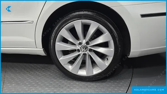 VOLKSWAGEN CC 2.0 TDI BLUEMOTION