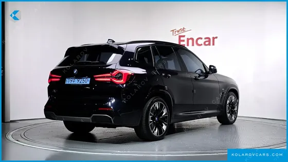 BMW IX3 M SPORTS