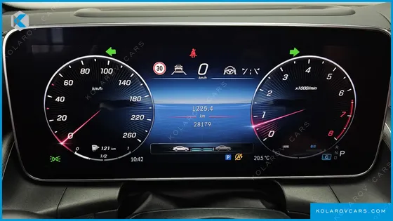 MERCEDES GLC-CLASS GLC300 4MATIC AMG LINE
