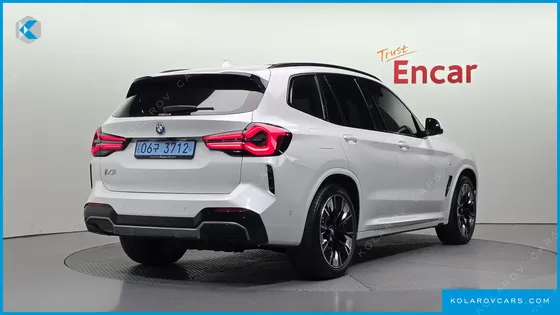 BMW IX3 M SPORTS