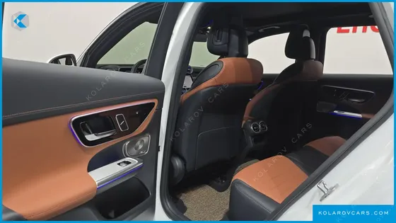 MERCEDES GLC-CLASS GLC300 4MATIC AMG LINE