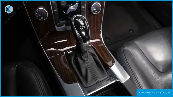 VOLVO S60 D4