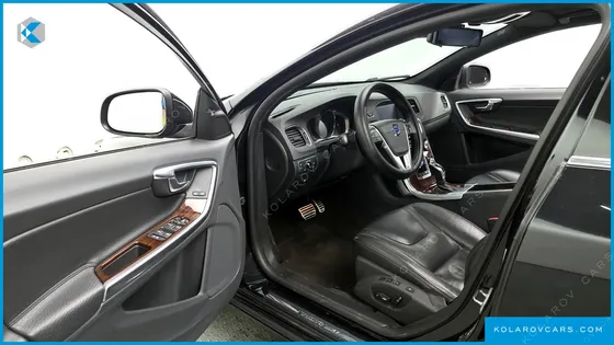 VOLVO S60 D4