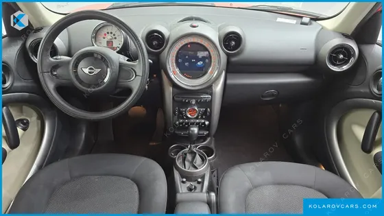 MINI COUNTRYMAN STANDARD