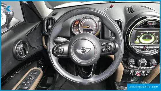 MINI COUNTRYMAN STANDARD