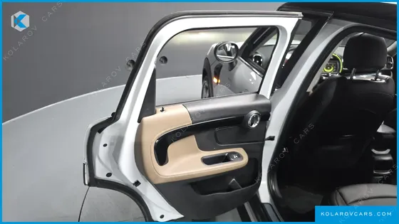MINI COUNTRYMAN STANDARD