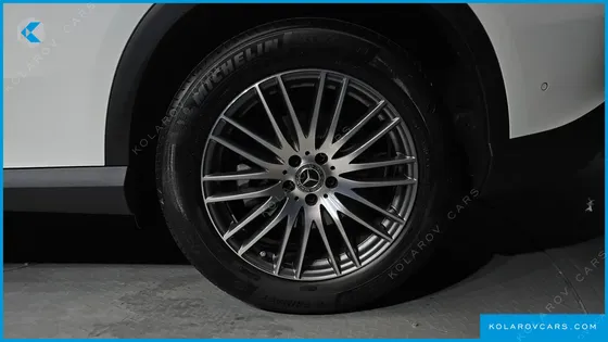 MERCEDES GLC-CLASS GLC 300 4MATIC AVANTGARDE