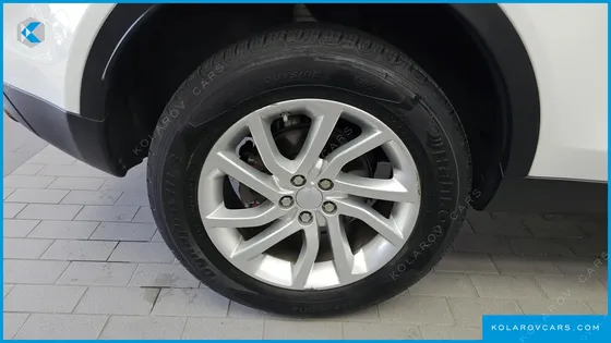 LAND ROVER DISCOVERY SPORT 2.0 TD4 SE (150PS)