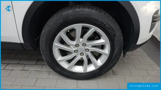 LAND ROVER DISCOVERY SPORT 2.0 TD4 SE (150PS)