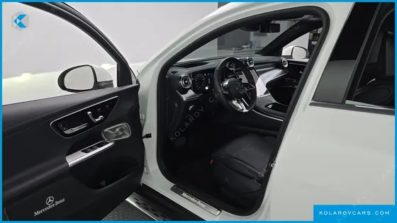 MERCEDES GLC-CLASS GLC300 4MATIC AVNATGARDE COUPE