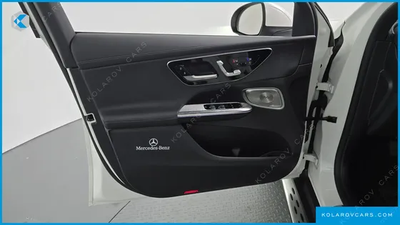 MERCEDES GLC-CLASS GLC300 4MATIC AVNATGARDE COUPE