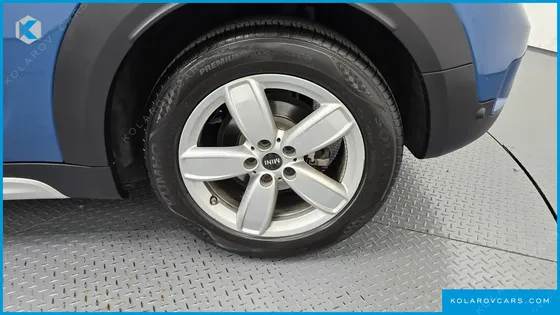 MINI COUNTRYMAN STANDARD