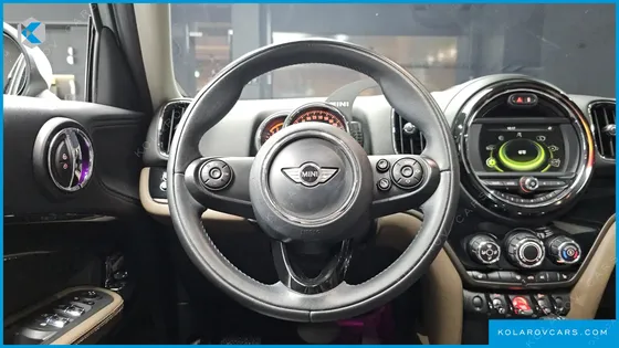 MINI COUNTRYMAN STANDARD