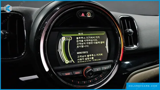 MINI COUNTRYMAN STANDARD