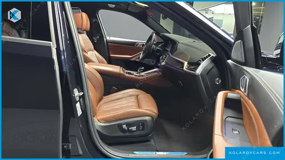 BMW X6 M50I
