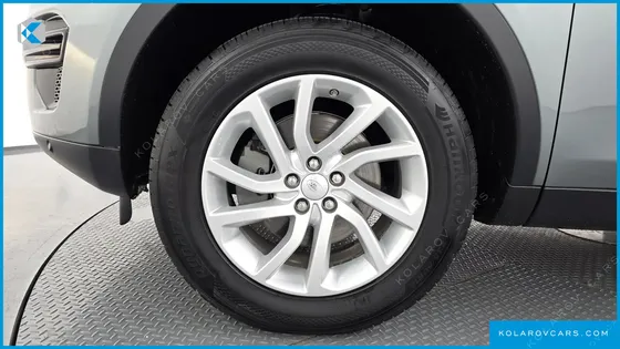 LAND ROVER DISCOVERY SPORT 2.0 TD4 SE (150PS)