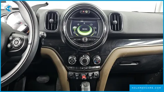 MINI COUNTRYMAN STANDARD